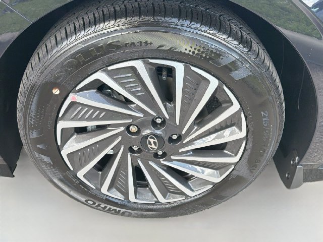 New 2026 Hyundai Sonata SEL FWD image 32