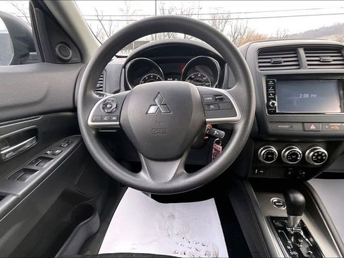 Used 2022 Mitsubishi Outlander Sport ES image 5