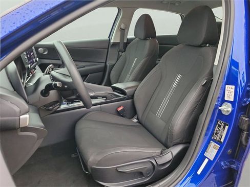 Used 2021 Hyundai Elantra SEL image 15