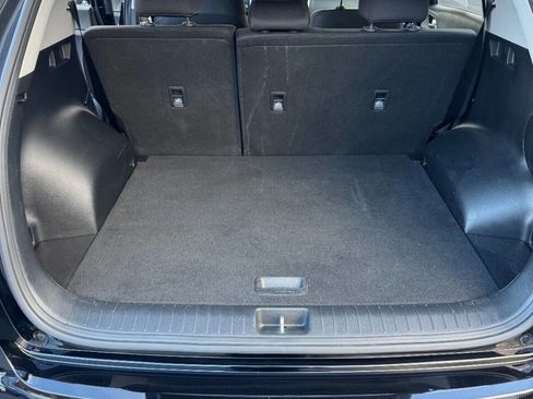 Used 2020 Kia Sportage LX image 9