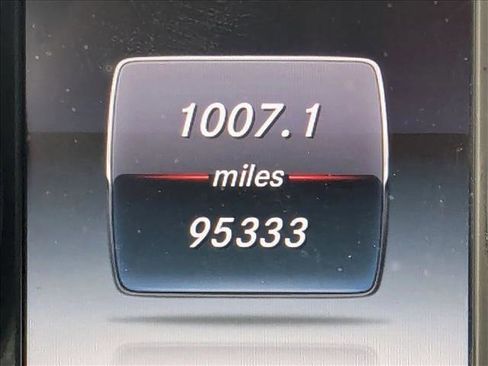 Used 2018 Mercedes-Benz C 300 4MATIC Sedan image 11