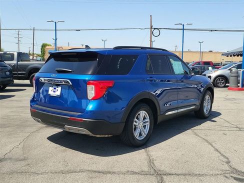 Used 2022 Ford Explorer XLT w/ Equipment Group 202A RWD image 29