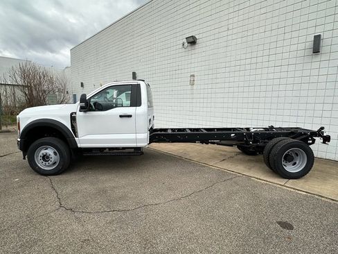 New 2026 Ford F600 4x4 Regular Cab Super Duty w/ XL Chrome Package image 2