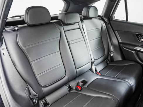 Certified 2026 Mercedes-Benz GLC 300 image 10
