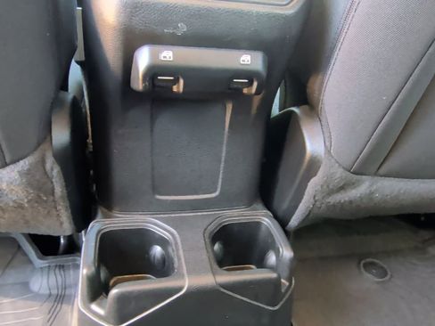 Used 2022 Jeep Wrangler Unlimited Willys image 35