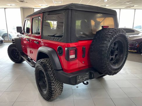 Used 2018 Jeep Wrangler Unlimited Sport AWD/4WD image 5