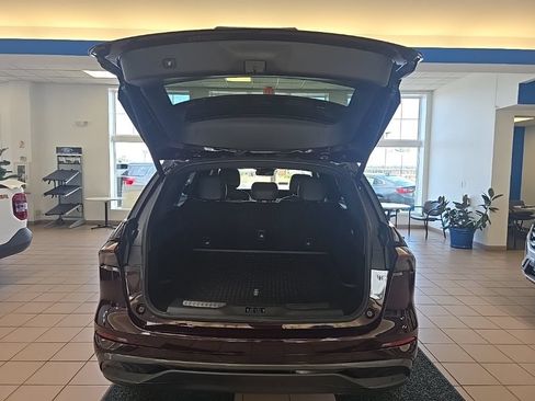 Used 2025 Lincoln Nautilus Premier w/ Equipment Group 102A AWD/4WD image 34