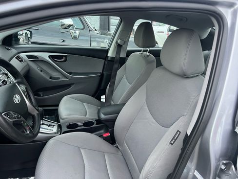 Used 2013 Hyundai Elantra GLS w/ Preferred Pkg FWD image 11
