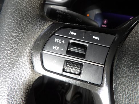 Used 2025 Honda Accord LX image 21