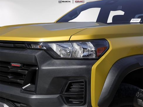 Certified 2023 Chevrolet Colorado Trail Boss image 2