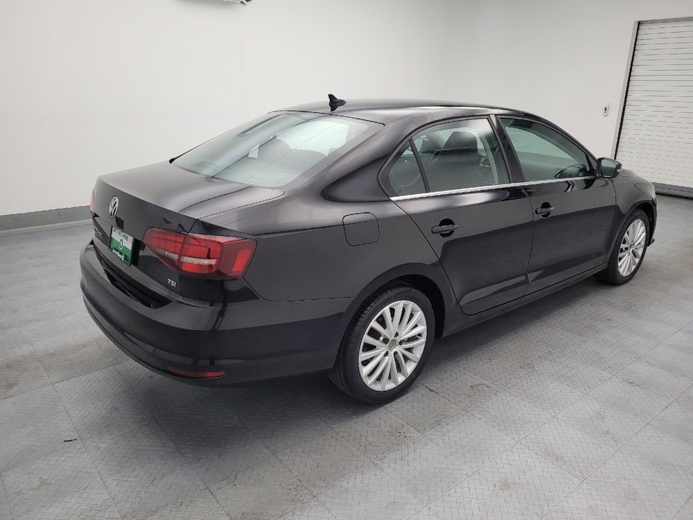 Used 2016 Volkswagen Jetta SEL FWD image 10