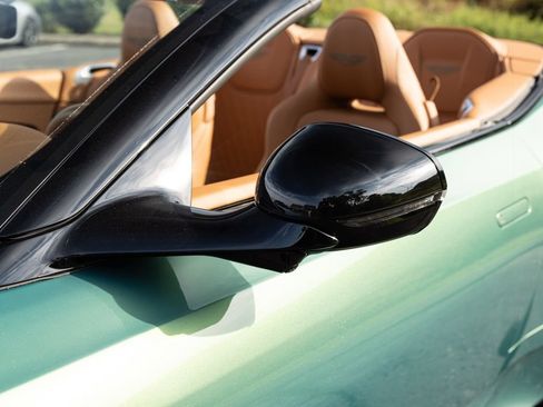 Used 2025 Aston Martin DB12 Convertible RWD image 16