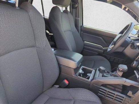 Used 2025 Toyota 4Runner SR5 AWD/4WD image 25