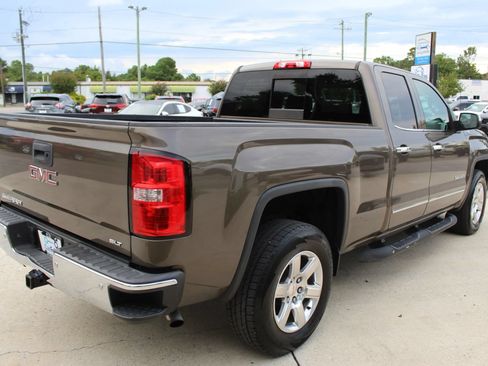 Used 2014 GMC Sierra 1500 SLT w/ SLT Preferred Package AWD/4WD image 5