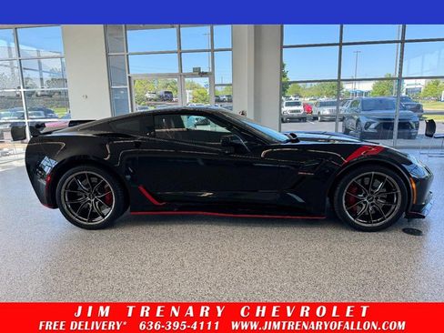 Used 2018 Chevrolet Corvette Grand Sport RWD image 1