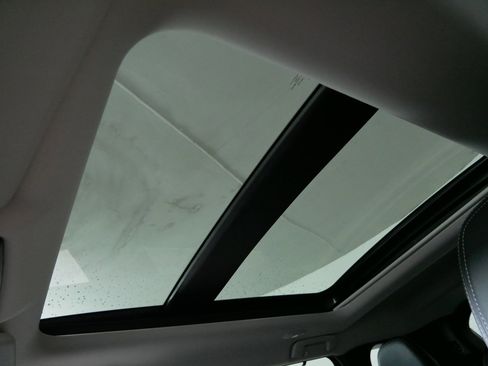 New 2025 Mitsubishi Outlander SEL image 8