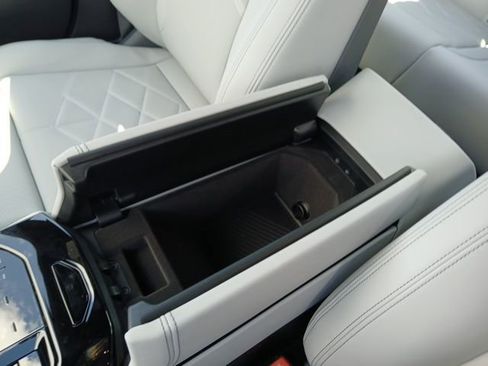 New 2026 BMW 530i w/ M Sport Package image 23