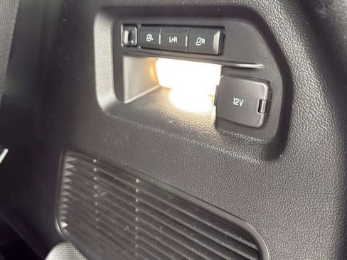 Used 2020 Ford Explorer Limited w/ Equipment Group 310A AWD/4WD image 9