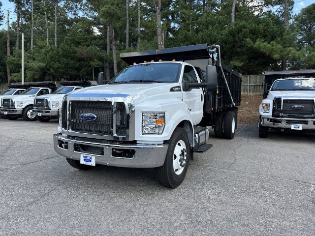 New 2027 Ford F650 2WD Regular Cab Super Duty image 1