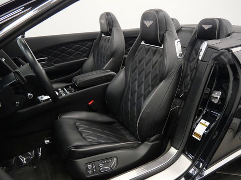 Used 2012 Bentley Continental GT image 23