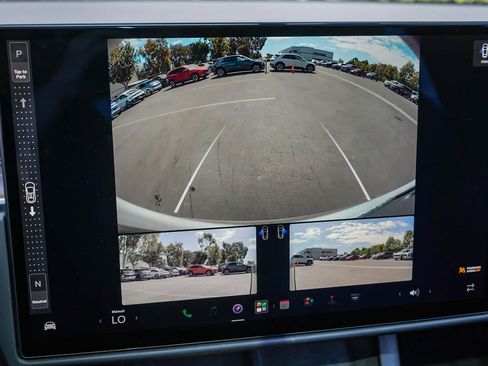 Used 2023 Tesla Model X AWD/4WD image 22