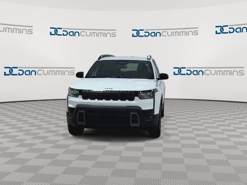 New 2026 Jeep Cherokee Laredo AWD/4WD image 4