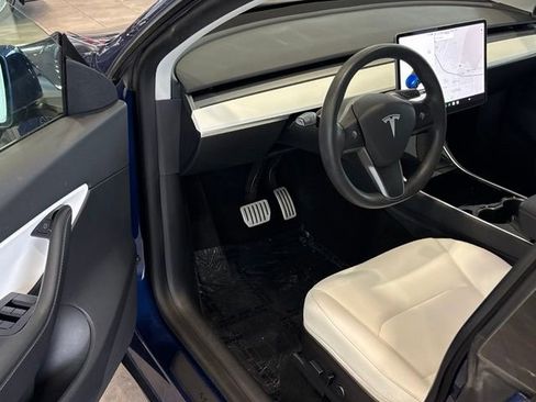 Used 2021 Tesla Model Y Performance AWD/4WD image 11