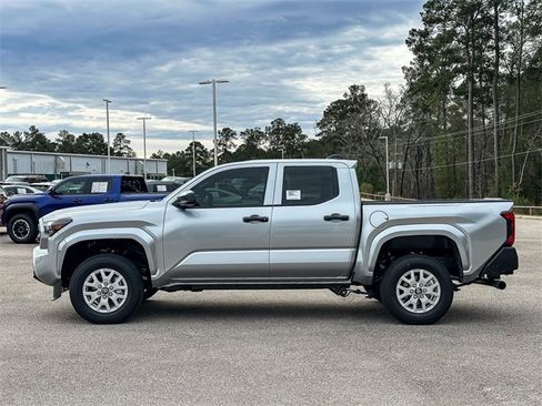 New 2026 Toyota Tacoma SR image 5