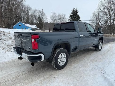 Used 2020 Chevrolet Silverado 2500 LTZ w/ LTZ Convenience Package image 3