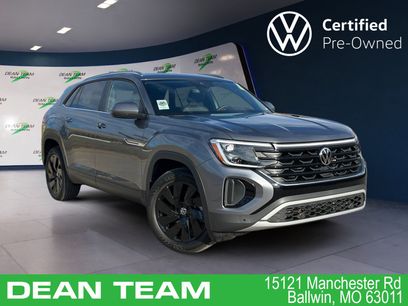 Certified 2025 Volkswagen Atlas Cross Sport SE w/ Panoramic Sunroof Package