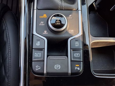 Used 2023 Kia Sorento SX Prestige AWD/4WD image 8