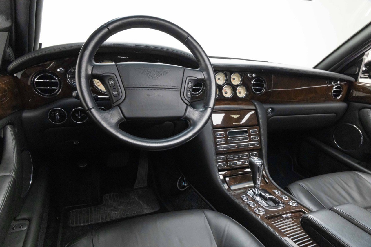 Used 2007 Bentley Arnage R RWD image 6