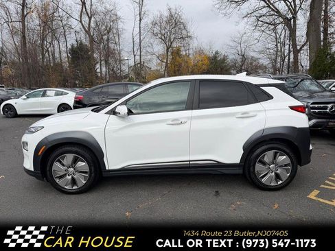 Used 2021 Hyundai Kona Limited w/ Cargo Package image 8