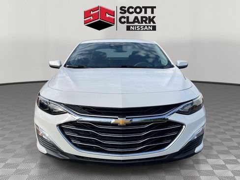 Used 2023 Chevrolet Malibu LS w/ Driver Confidence Package FWD image 2