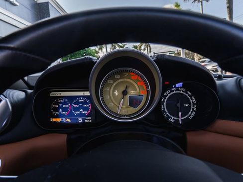 Used 2017 Ferrari California T image 16