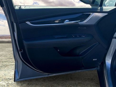 Certified 2025 Cadillac XT5 Premium Luxury image 20
