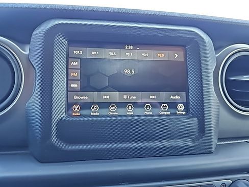 Used 2023 Jeep Wrangler Sport S image 32