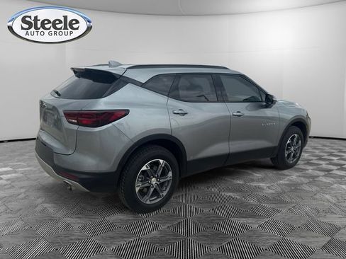 Used 2024 Chevrolet Blazer LT FWD image 5