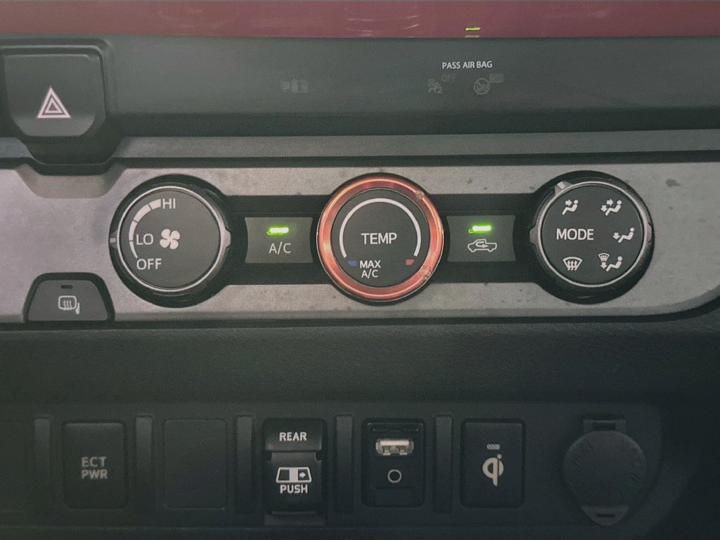 Used 2019 Toyota Tacoma TRD Sport RWD image 19