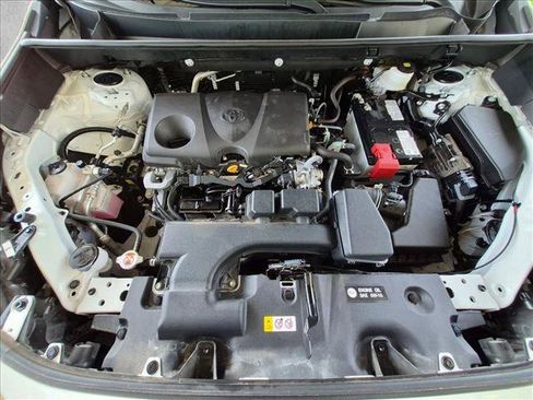 Certified 2025 Toyota RAV4 XLE AWD/4WD image 21