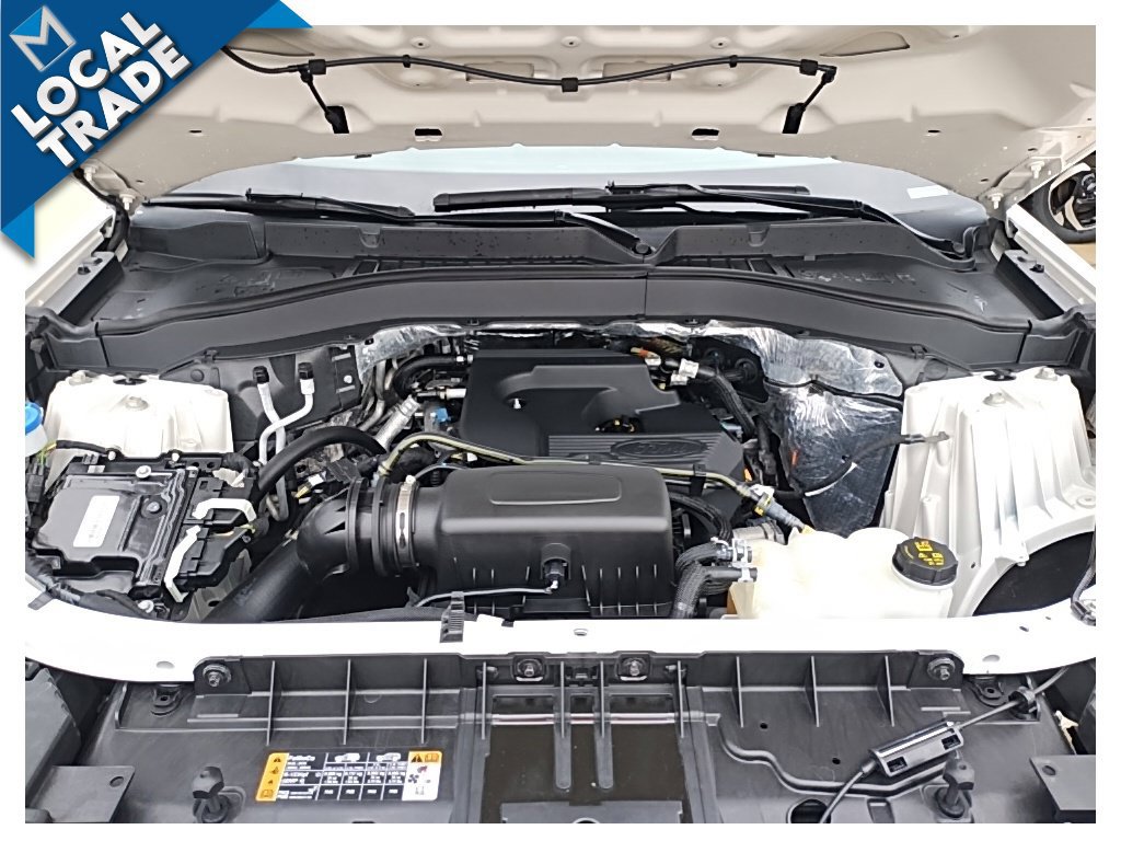 Used 2020 Ford Explorer XLT w/ Equipment Group 202A AWD/4WD image 13