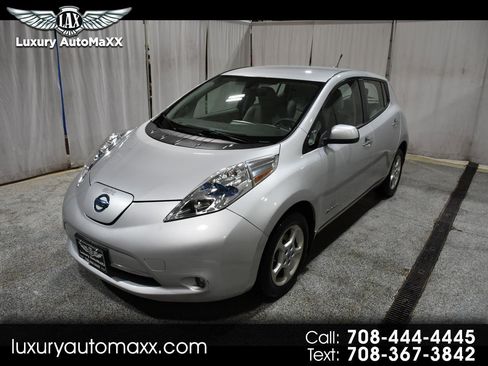 Used 2013 Nissan Leaf S w/ Charger Pkg image 1