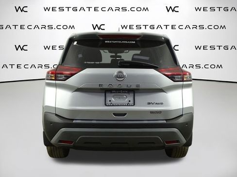 Used 2022 Nissan Rogue SV image 7