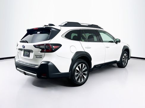 Used 2024 Subaru Outback Touring XT AWD/4WD image 9