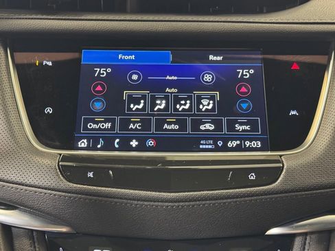 Used 2024 Cadillac XT6 Luxury w/ LPO, Floor Liner Package FWD image 45