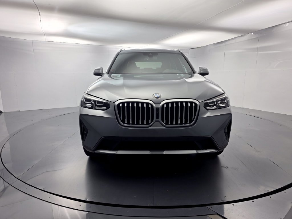 Used 2024 BMW X3 sDrive30i w/ Convenience Package RWD image 2