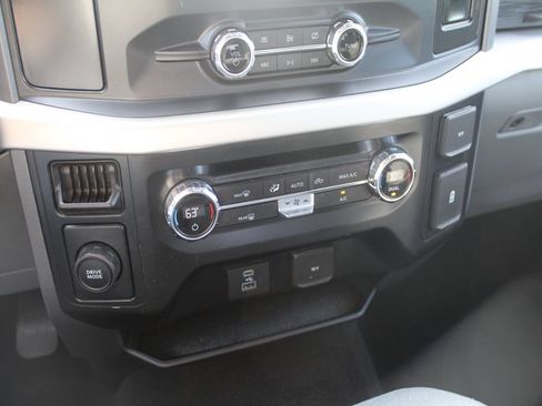 Used 2021 Ford F150 XLT w/ Equipment Group 301A Mid RWD image 21