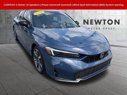 Used 2025 Honda Civic Sport image 1