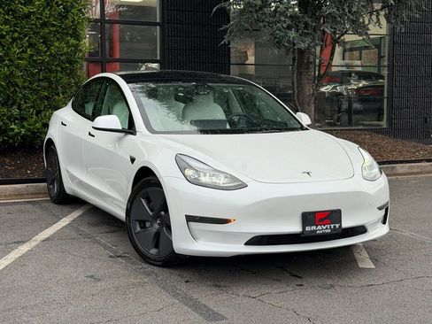 Used 2023 Tesla Model 3 Standard Range RWD image 7