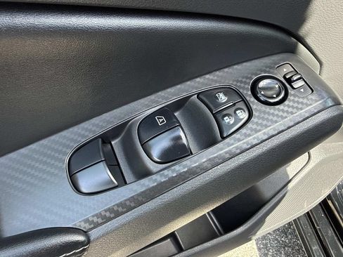 Used 2024 Nissan Altima 2.5 SV FWD image 22